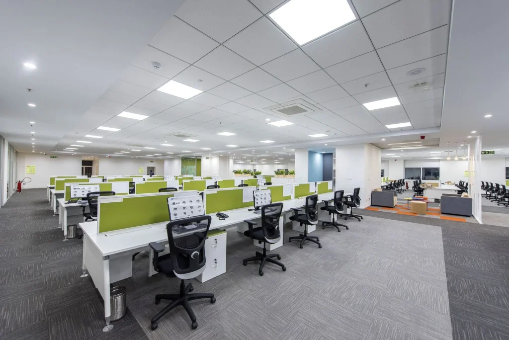 Low Partition Office Layout